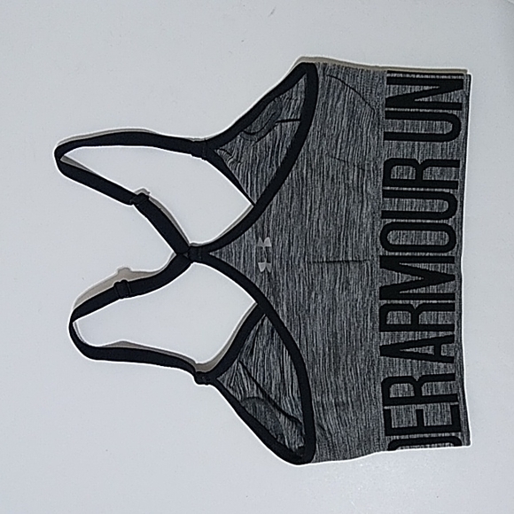 Under Armour Sports Bra - Picture 2 of 3